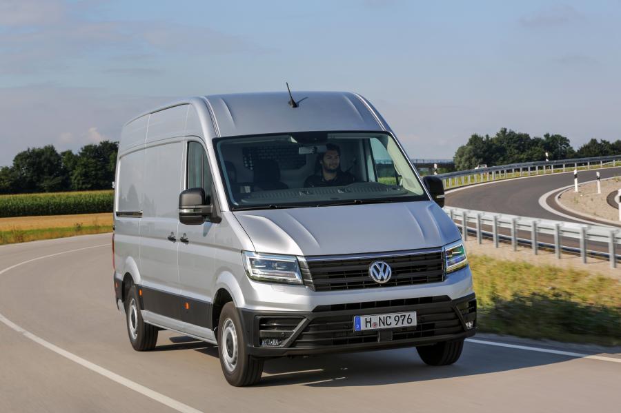  Volkswagen Crafter High Roof Van 2016 года  (фото 12 из 49)